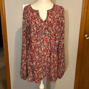 Adrienne Vittadini vneck long sleeve blouse size XL.  Pretty red blue paisley.